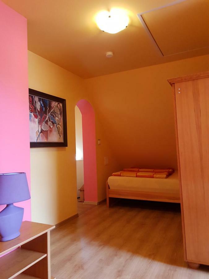 Elexia Apartment Sianozety Ngoại thất bức ảnh